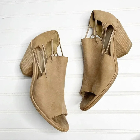 Eileen Fisher Nikki Peep Toe Sandals Block Heel - Picture 2 of 10